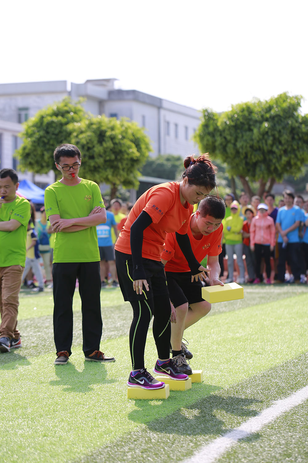 ��ʯͷ����